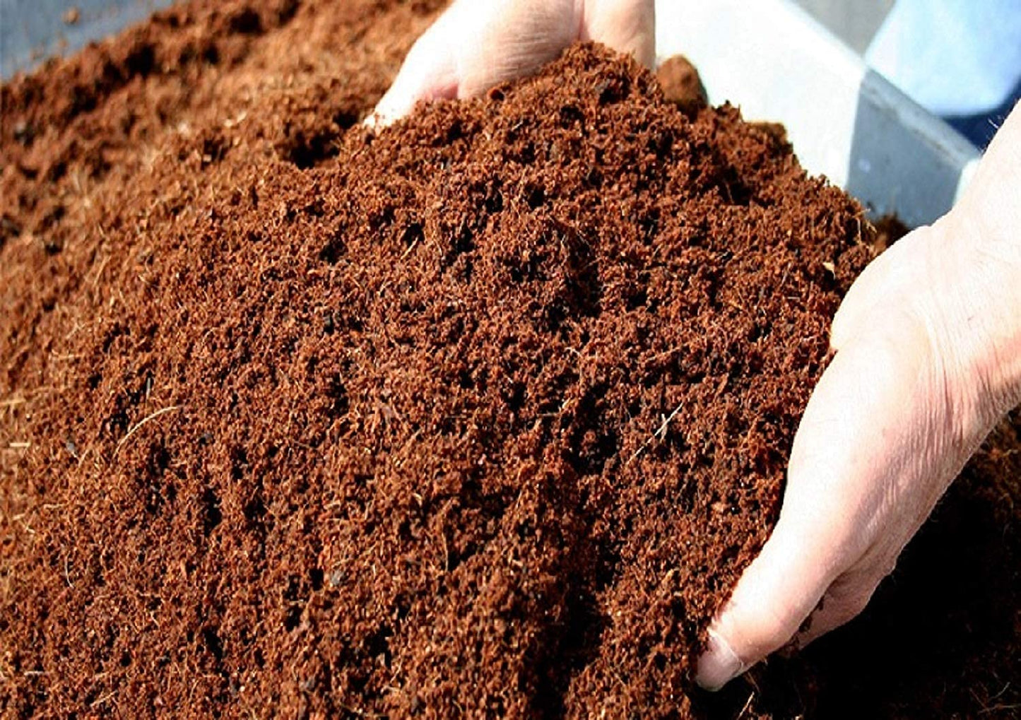 Sushila Agrofert's Cocopeat Cocopit Block 650 Grams for Garden- Expands to 4 Kg Powder